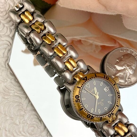 Vintage 1993 Bulova Marine Star Two-Tone German Quartz Ladies Diver Style Watch - Picture 14 of 15